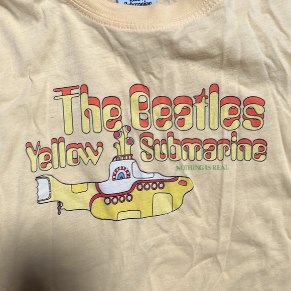Like new The Beatles Yellow Submarine T-shirt, Nothing is Real, size small - Picture 3 of 4